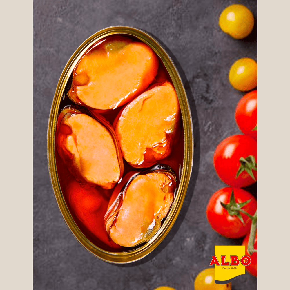 Albo Gigantes Mejillones En Escabeche (Giant Mussels in Vinaigrette, Size 6/8) - The Spanish Table