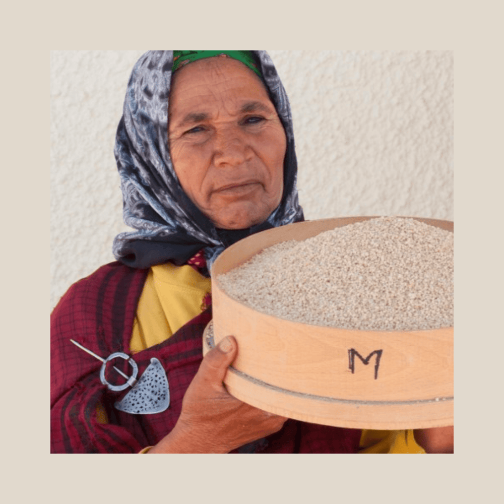 Mahjoub M'Hamsa Hand-Rolled Couscous W/ Red Pepper, 500 gr - The Spanish Table