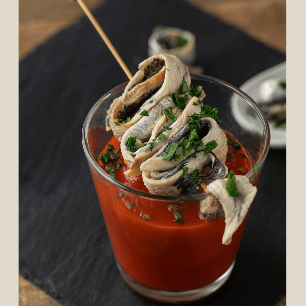 Pujado Solano Cantabrian Boquerones, Seleccion Extra (10 - 12 Fillets) - 120Gr Tin - The Spanish Table