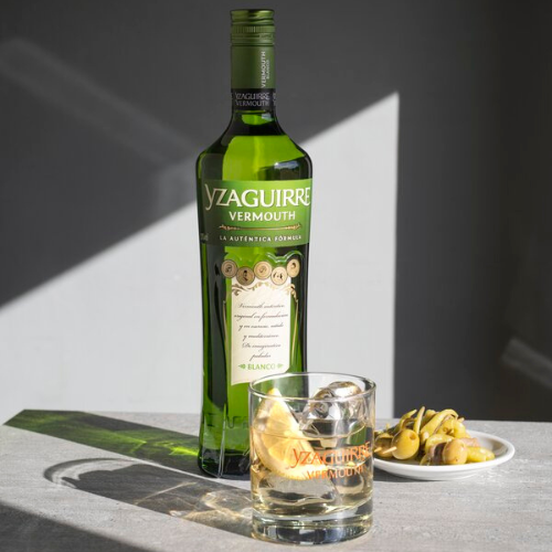 Yzaguirre Vermouth Blanco Reserva - White Vermouth Reserva: The